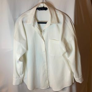 Zara white oversized button down shirt, size S, never worn